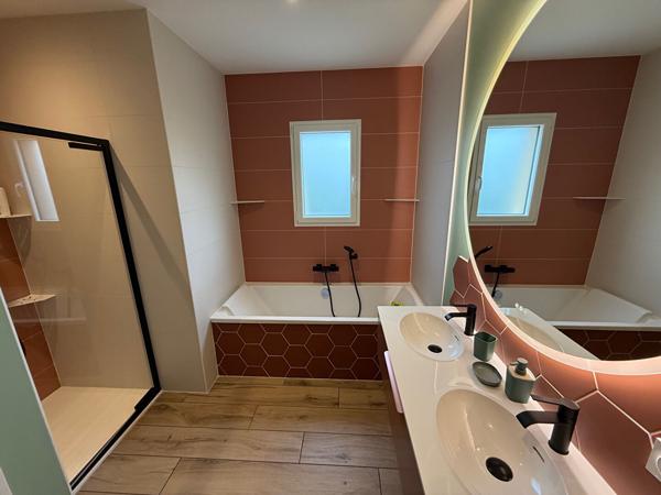 PAVILLON DE TRES BON STANDING DE PLAIN-PIED AVEC PISCINE A VENDRE 3 MINUTES D'ALENCON , Alencon PAVILLON DE TRES BON STANDING DE PLAIN-PIED AVEC PISCINE A VENDRE 3 MINUTES D'ALENCON , Alencon
