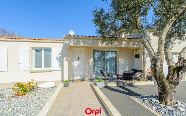 Maison à vendre    5 pièces •  Saint-Vivien