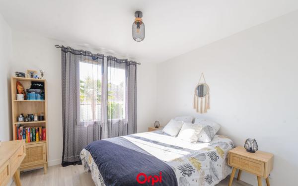 Maison à vendre    5 pièces •  Saint-Vivien