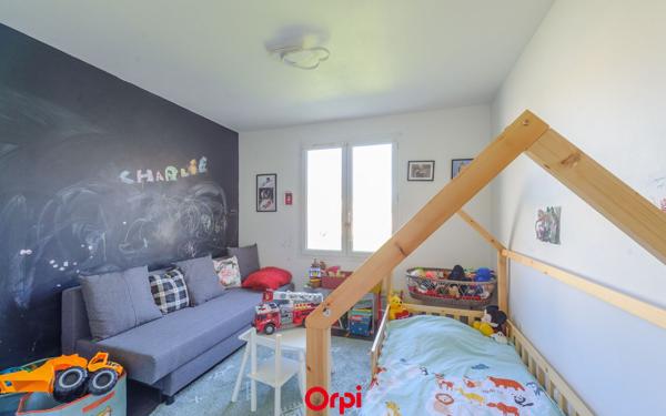 Maison à vendre    5 pièces •  Saint-Vivien