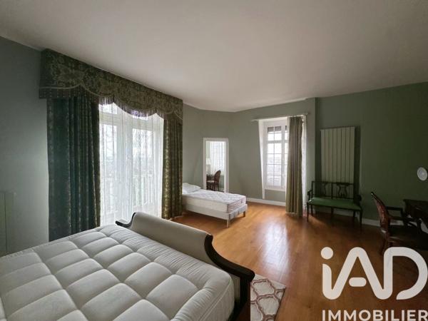 Maison à vendre 11 pièces 413 m² Louveciennes