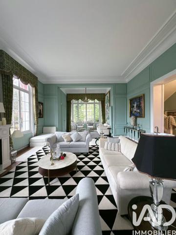 Maison à vendre 11 pièces 413 m² Louveciennes