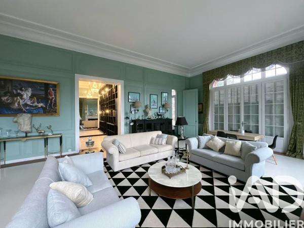 Maison à vendre 11 pièces 413 m² Louveciennes