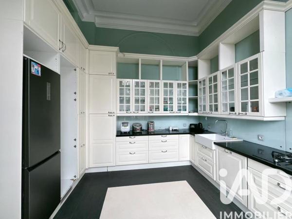 Maison à vendre 11 pièces 413 m² Louveciennes