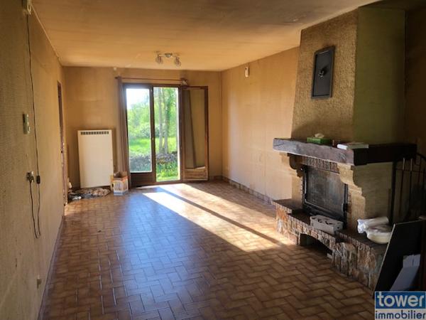 Maison
                                                                                                                                                                                                                                                                                                                        6 pièce(s)                                                                                                                                                                                                          4 chambre(s)                                                                                                                                                                                                          98  m²