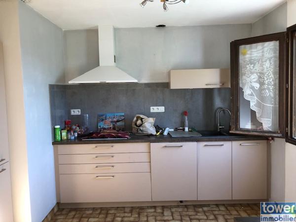 Maison
                                                                                                                                                                                                                                                                                                                        6 pièce(s)                                                                                                                                                                                                          4 chambre(s)                                                                                                                                                                                                          98  m²