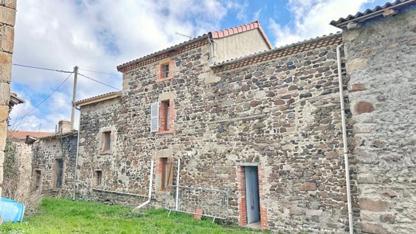 Maison Sallédes (63270)