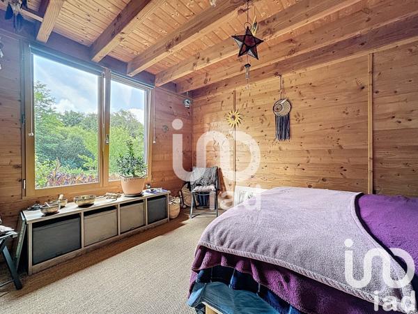 Maison 7 pièces de 124 m² à Camors (56330)