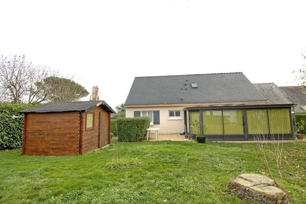 MAISON DE PLAIN PIED AU PLESSIS MACE, 6 PIECES ET 140 m2