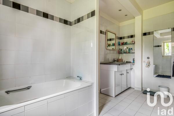 Maison à vendre 8 pièces 167 m² Lagny-sur-Marne