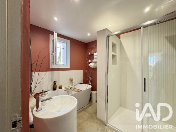 Maison à vendre 5 pièces 147 m² Châteauneuf-les-Martigues