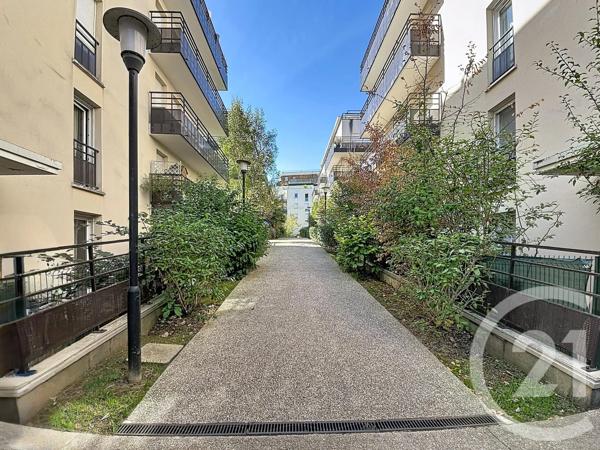 Appartement F2 à vendre  2 pièces - 45,19 m 2   RAMBOUILLET  - 78