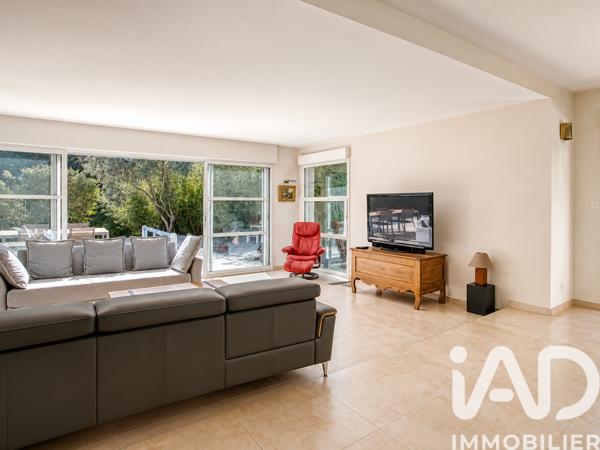 Maison à vendre 5 pièces 146 m² Saint-Raphaël