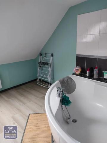 Maison à louer 3 pièces 79.24m² Saint-Martin-lez-Tatinghem (62500)