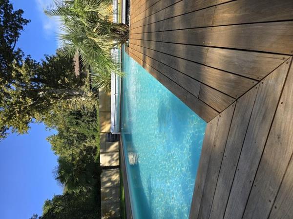 Maison à vendre |  Le Pian-Médoc |  8 pièces | 192 m²