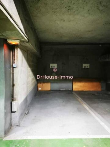 Parking / Box à vendre de 13 m²