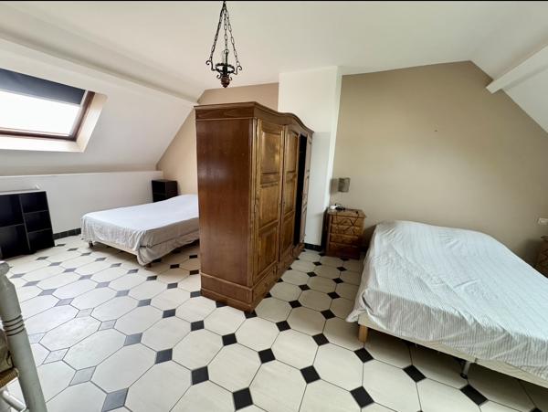 Nanteuil-lès-Meaux (77100) Briarde 244m² avec garage et jardin