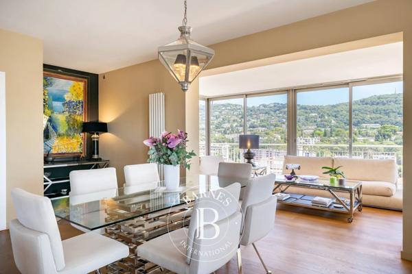 Le Cannet, Appartement 3 Chambres -  143 m² à vendre