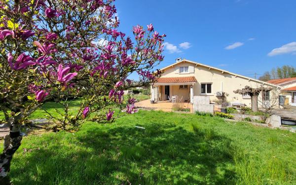 Maison à vendre    5 pièces •  Puygouzon