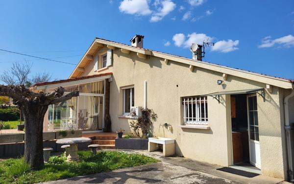 Maison à vendre    5 pièces •  Puygouzon