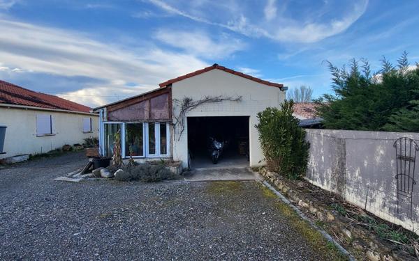 Maison à vendre    5 pièces •  Puygouzon