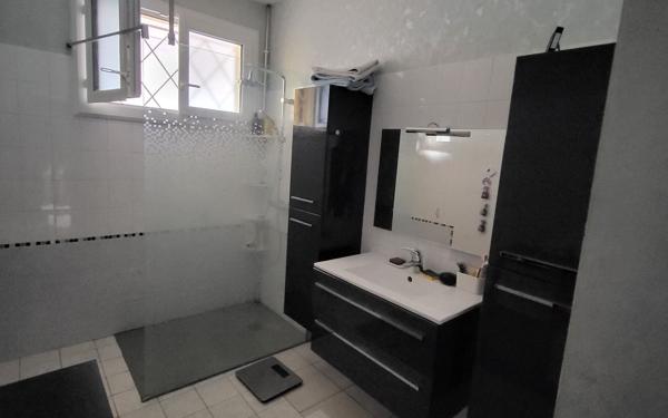 Maison à vendre    5 pièces •  Puygouzon