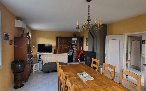 Maison à vendre    5 pièces •  Puygouzon