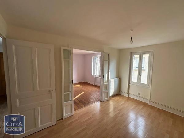 Appartement à louer 3 pièces 72.12m² Bourg-en-Bresse (01000)