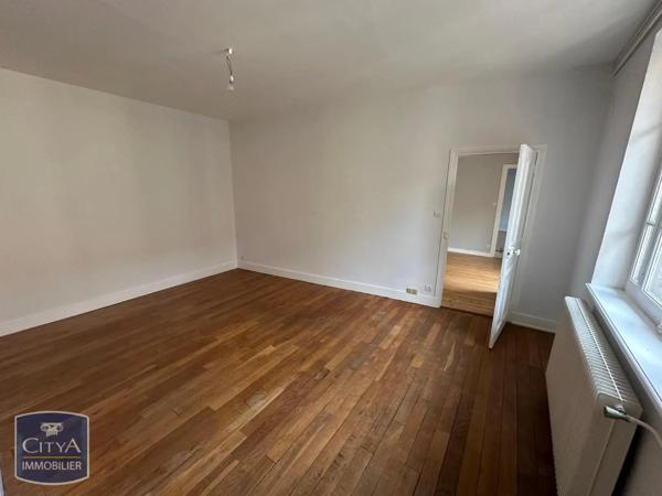 Appartement à louer 3 pièces 72.12m² Bourg-en-Bresse (01000)