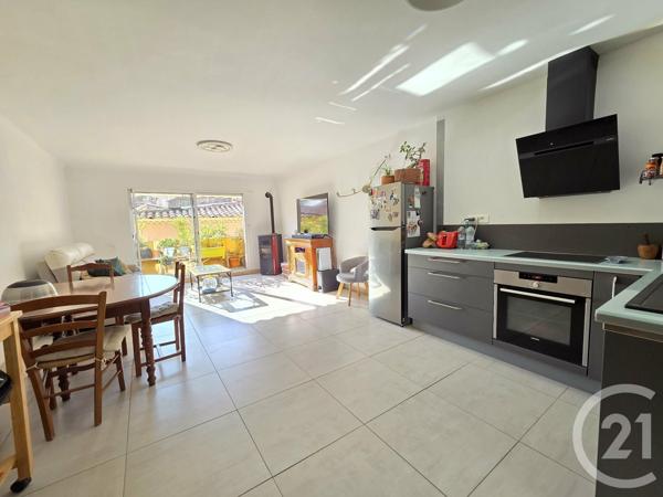 Appartement F4 à vendre  4 pièces - 82,88 m2 OLLIOULES - 83
