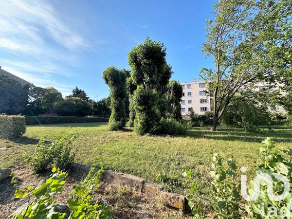 Appartement à vendre 4 pièces 82 m² Uzès