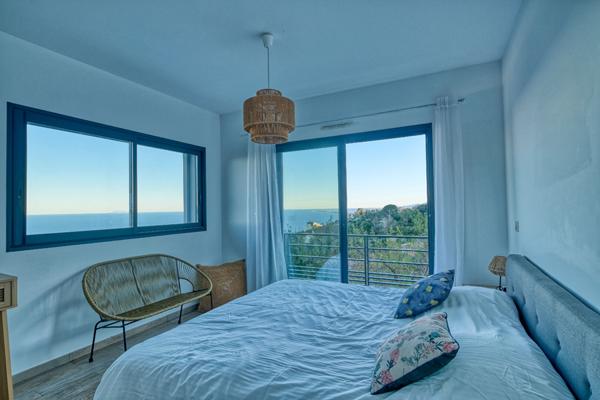 Maison Bastia - Cardo 5 pièces 170 m2 - terrain 975 m2 avec piscine vue mer