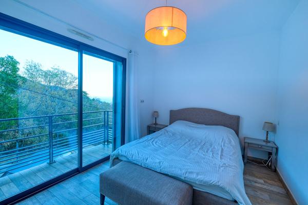 Maison Bastia - Cardo 5 pièces 170 m2 - terrain 975 m2 avec piscine vue mer