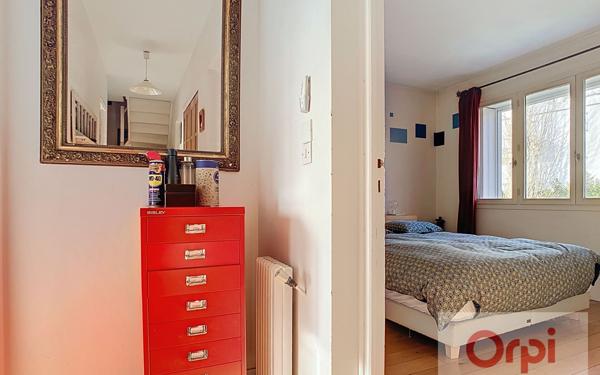 Maison à vendre    6 pièces • 174 m2 Issy-les-Moulineaux