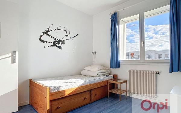 Maison à vendre    6 pièces • 174 m2 Issy-les-Moulineaux