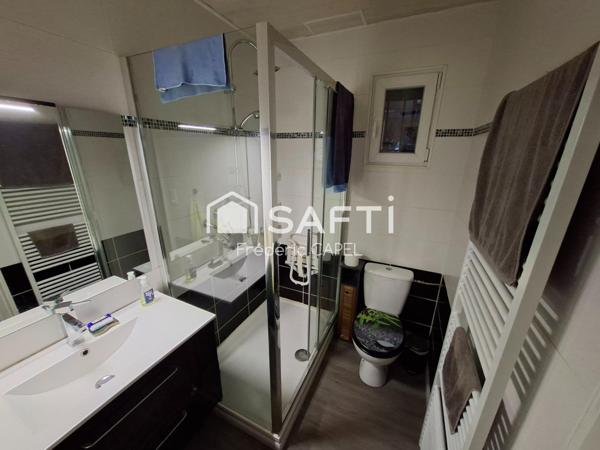 Maison 4 pièces et garage.