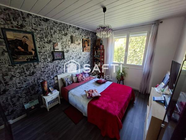 Maison 4 pièces et garage.