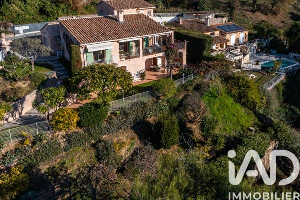 Maison à vendre 7 pièces 230 m² Cagnes-sur-Mer