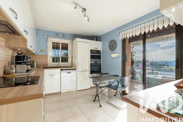 Maison à vendre 7 pièces 230 m² Cagnes-sur-Mer