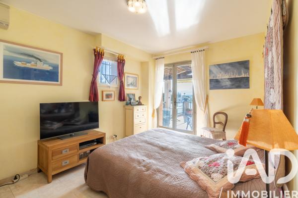 Maison à vendre 7 pièces 230 m² Cagnes-sur-Mer