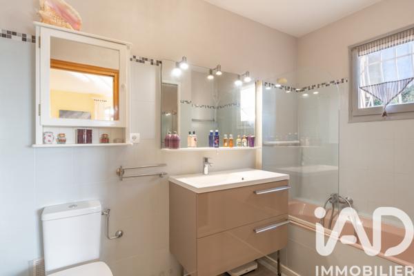 Maison à vendre 7 pièces 230 m² Cagnes-sur-Mer