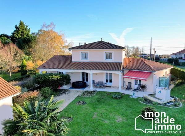 Maison de 5 chambres, garage, remise sur 2500 m2 de terrain clos