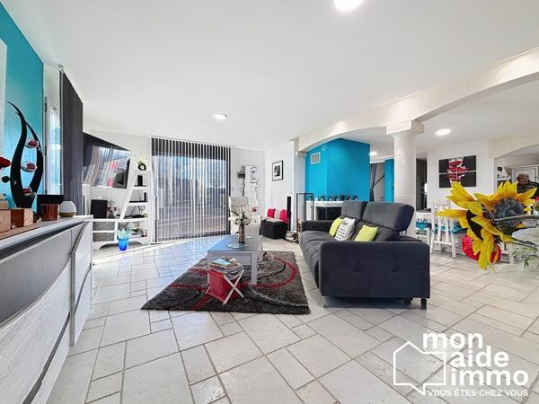 Maison de 5 chambres, garage, remise sur 2500 m2 de terrain clos