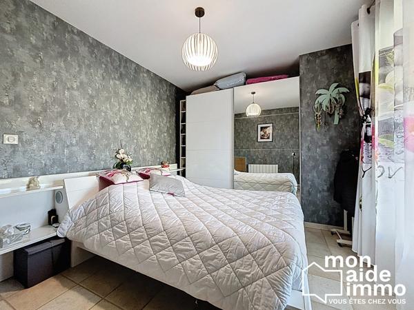 Maison de 5 chambres, garage, remise sur 2500 m2 de terrain clos