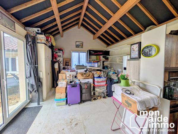 Maison de 5 chambres, garage, remise sur 2500 m2 de terrain clos