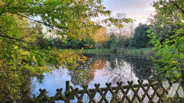 Maison rurale à vendre Précigné dans la Sarthe (72), comprenant :