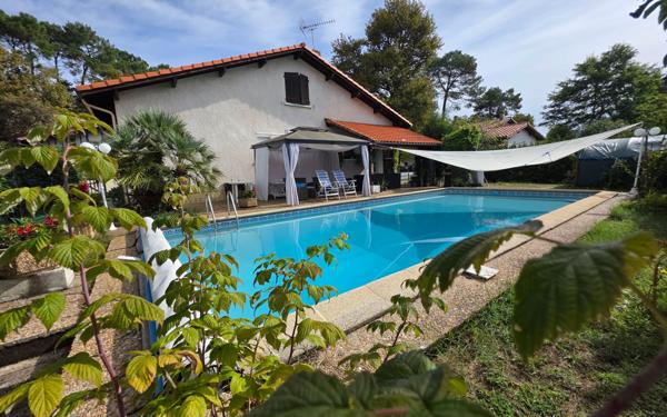 Maison à vendre    5 pièces • 121 m2 Mont-de-Marsan