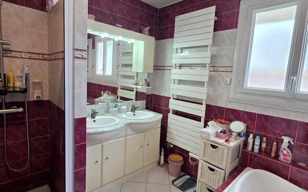 Maison à vendre    5 pièces • 121 m2 Mont-de-Marsan