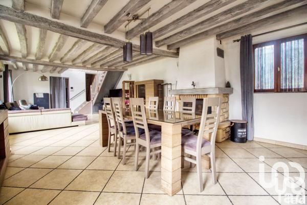 Maison à vendre 8 pièces 202 m² Chaumont-en-Vexin