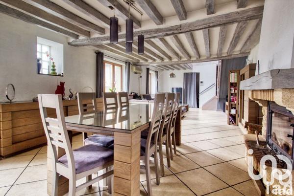 Maison à vendre 8 pièces 202 m² Chaumont-en-Vexin
